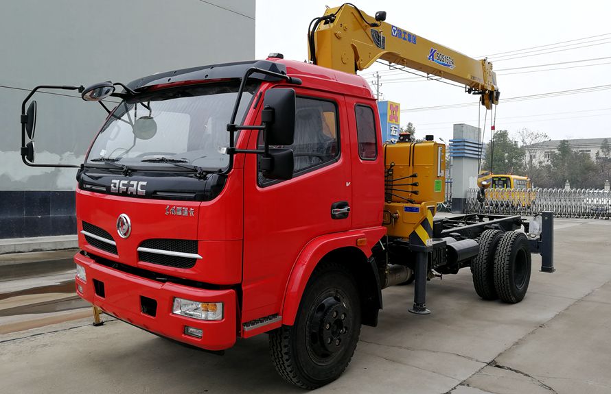 東風福瑞卡5噸隨車吊