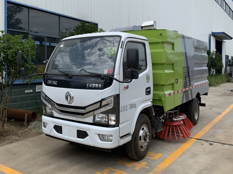 國六5方掃路車
