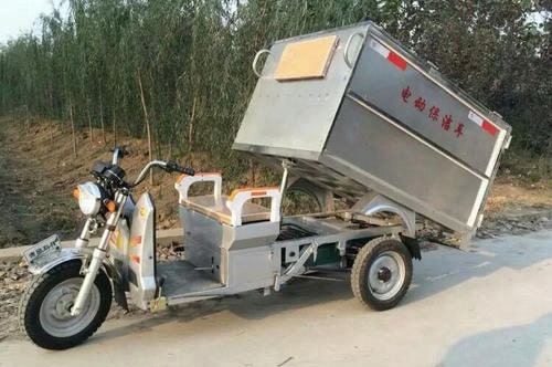 不銹鋼電動三輪保潔車右前側圖片